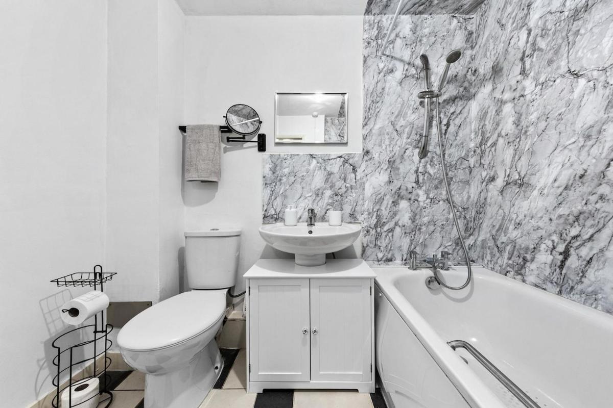 Centre Modern Flat 10mins 2 Londonbridge Apartment